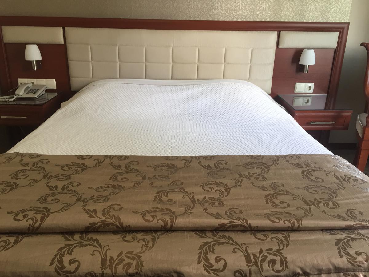 Pen Hotel Истанбул Екстериор снимка