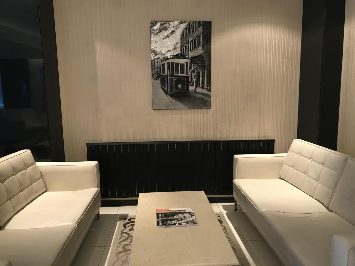 Pen Hotel Истанбул Екстериор снимка
