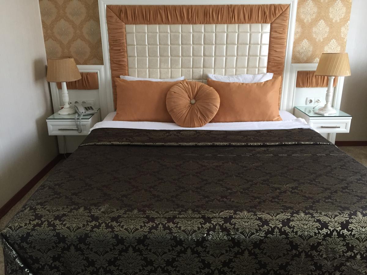 Pen Hotel Истанбул Екстериор снимка