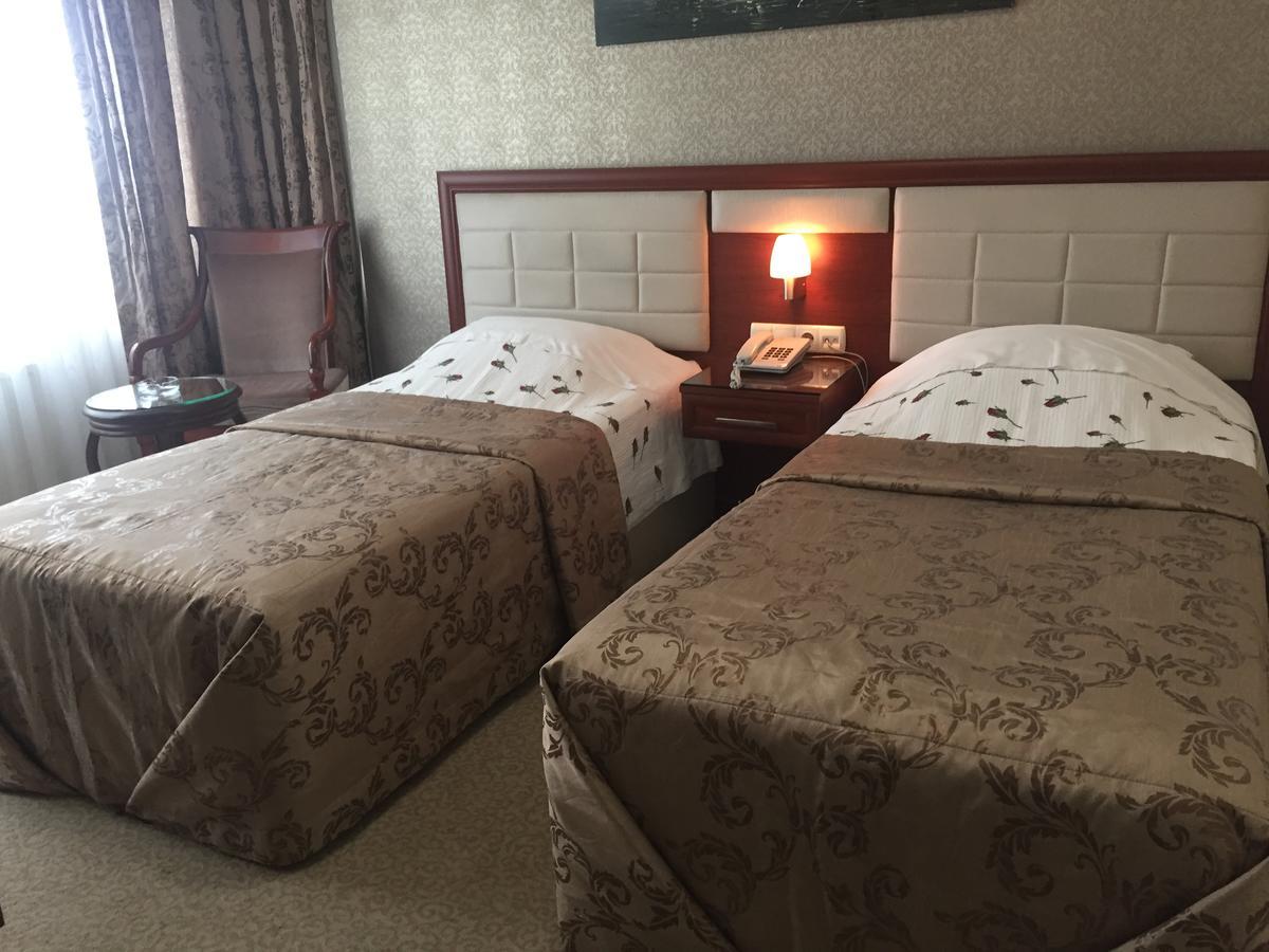 Pen Hotel Истанбул Екстериор снимка