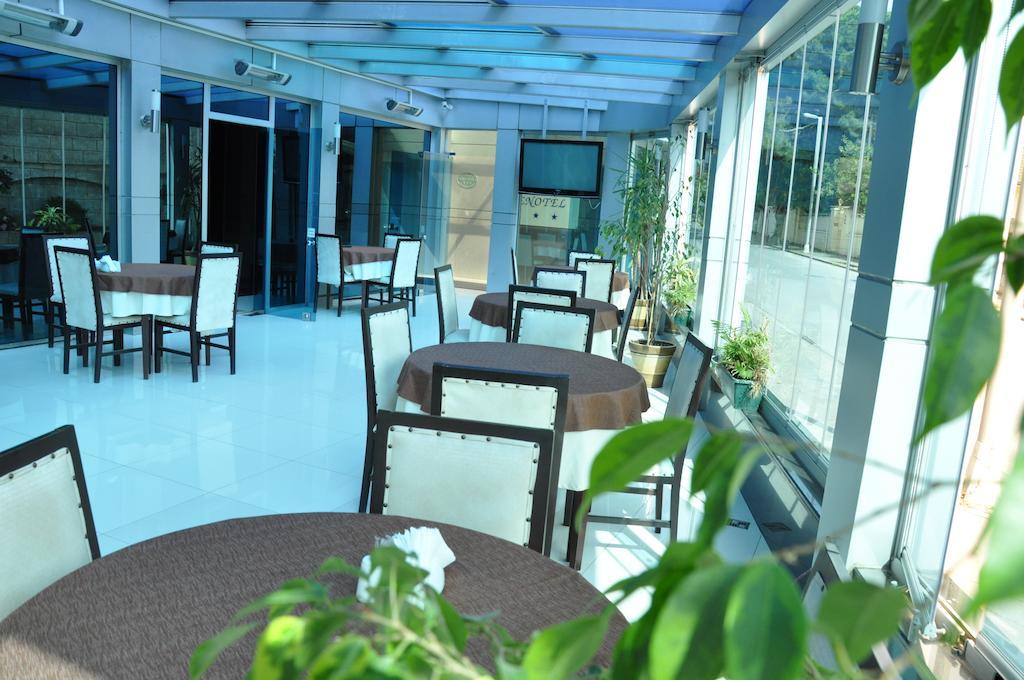 Pen Hotel Истанбул Екстериор снимка
