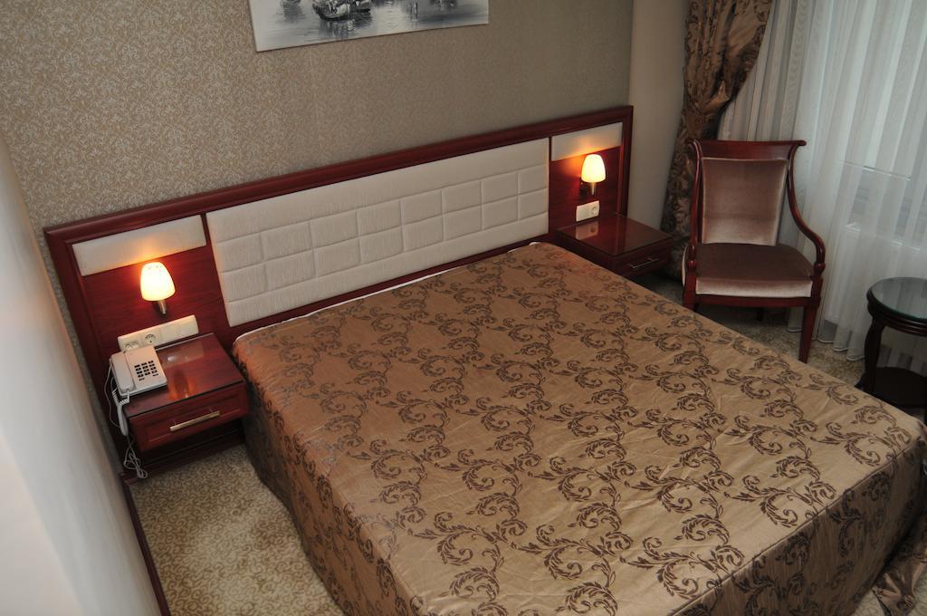 Pen Hotel Истанбул Екстериор снимка