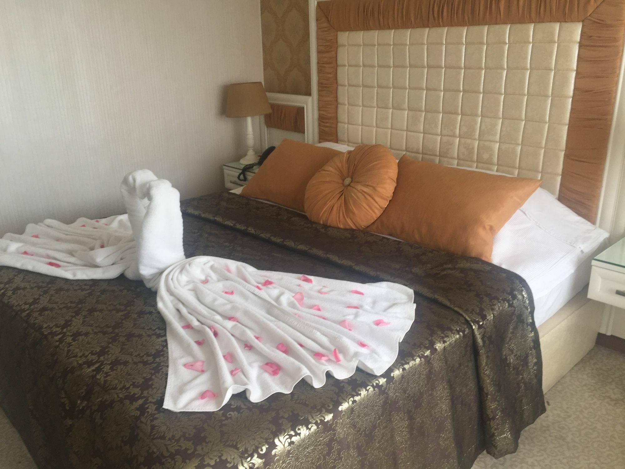 Pen Hotel Истанбул Екстериор снимка